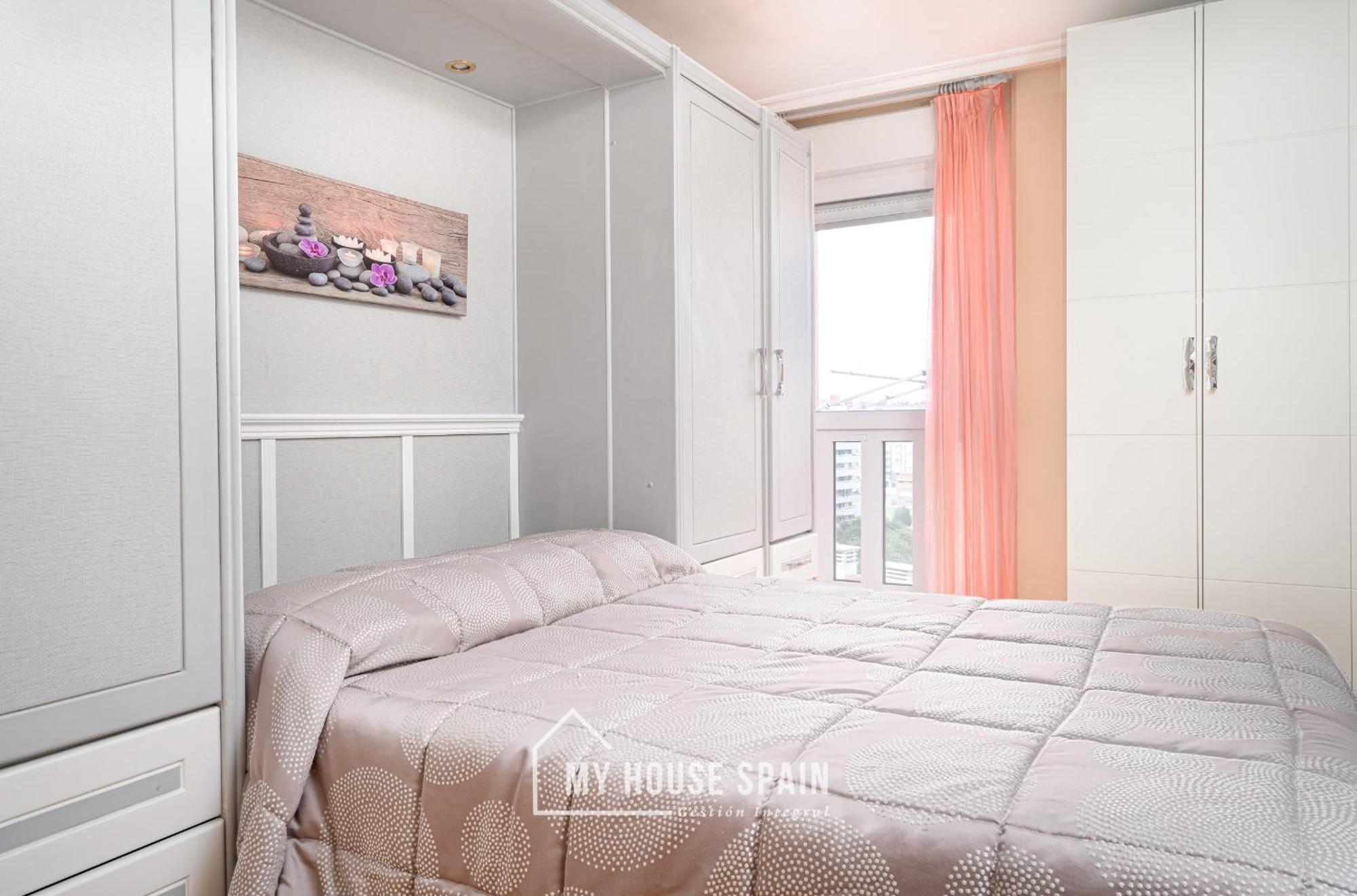 Myhousespain - Amplio Apartamento Con Vistas En Pleno Centro Gijón Eksteriør bilde