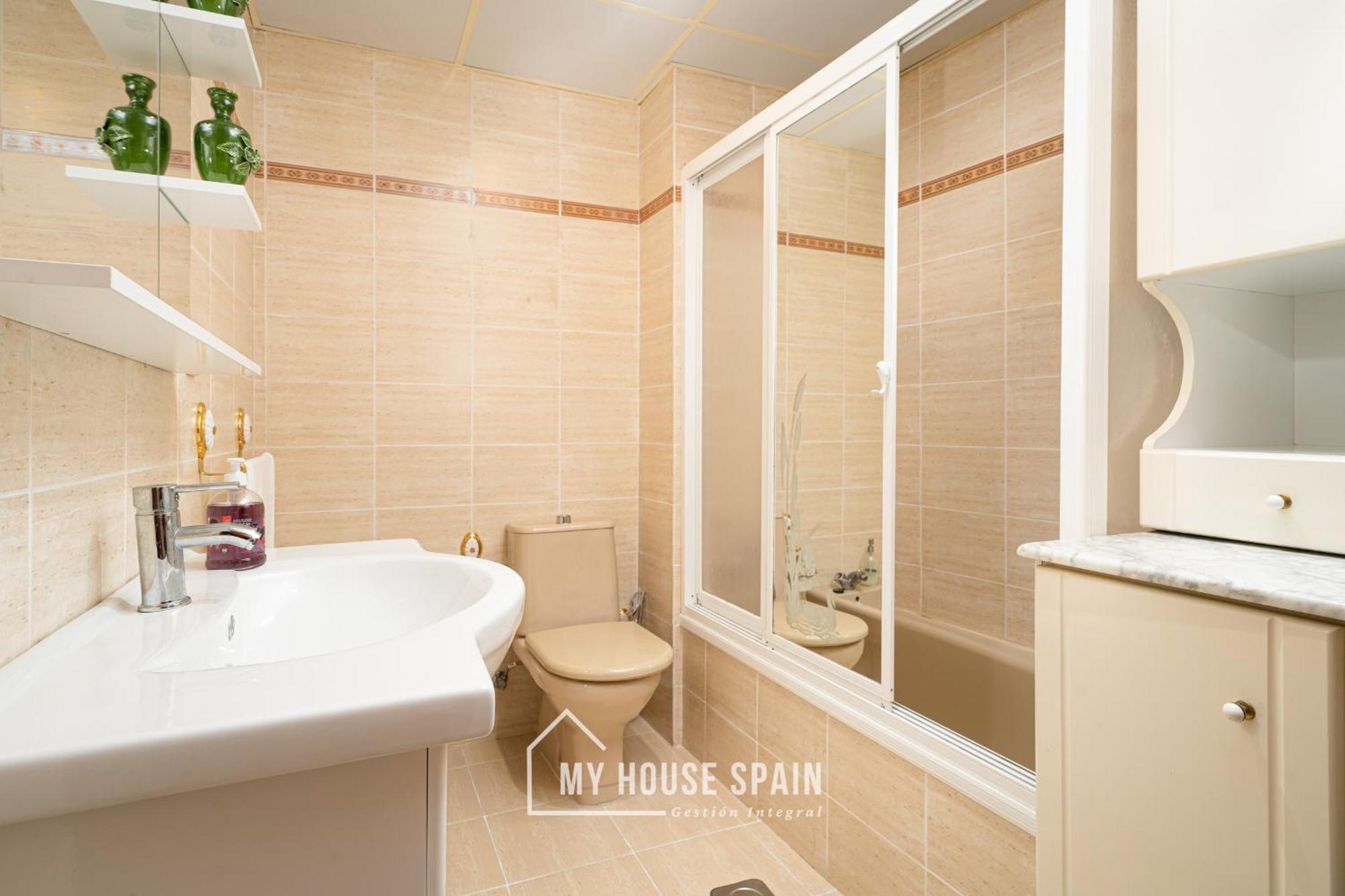 Myhousespain - Amplio Apartamento Con Vistas En Pleno Centro Gijón Eksteriør bilde