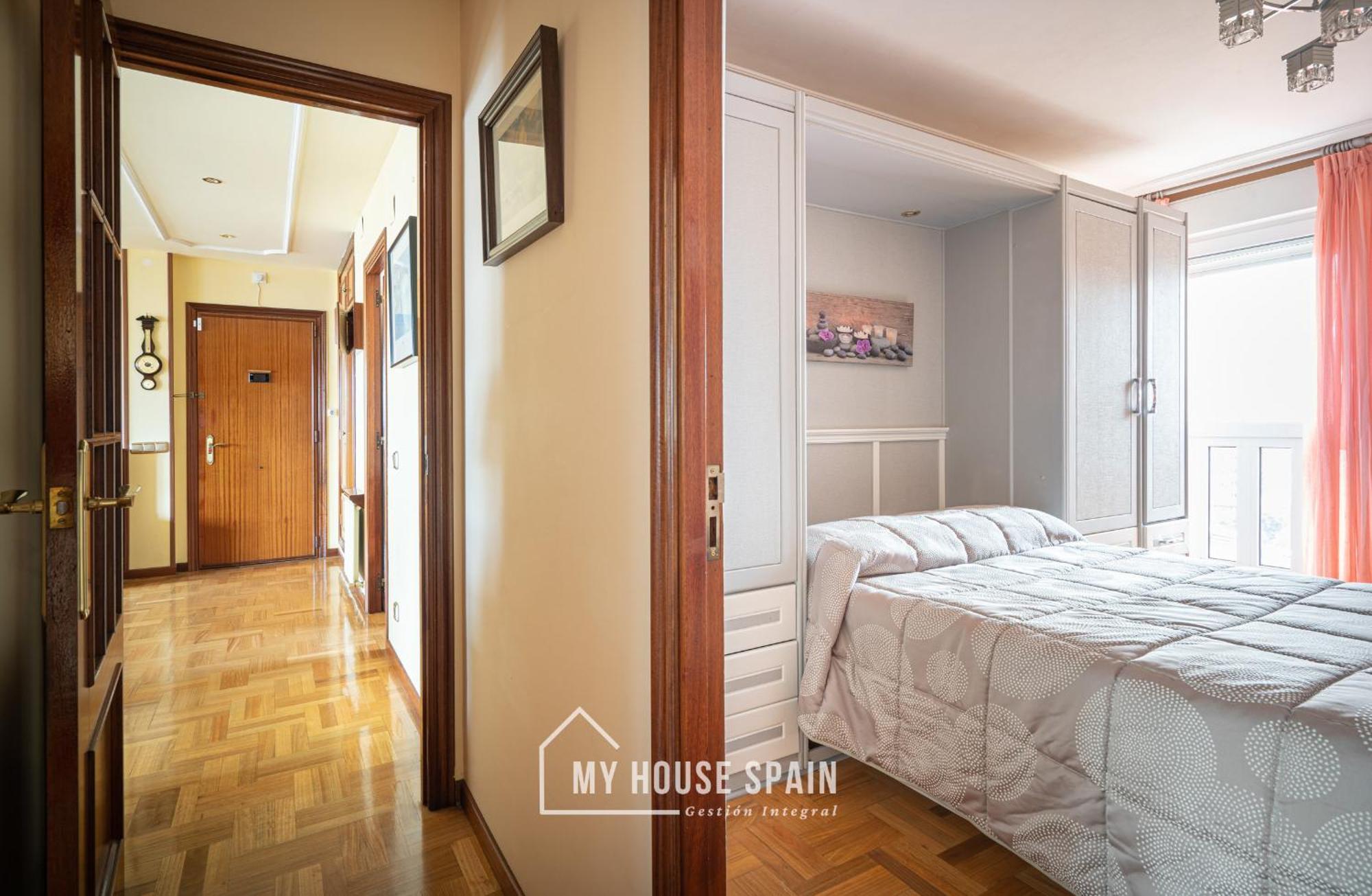 Myhousespain - Amplio Apartamento Con Vistas En Pleno Centro Gijón Eksteriør bilde